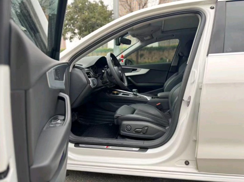 西安22年奧迪A4L6