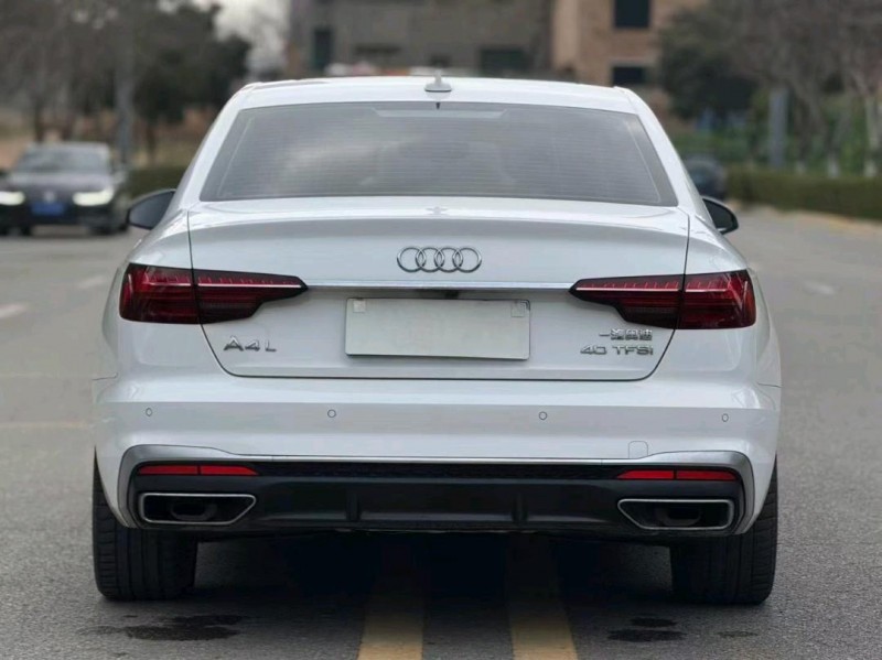 西安22年奧迪A4L8