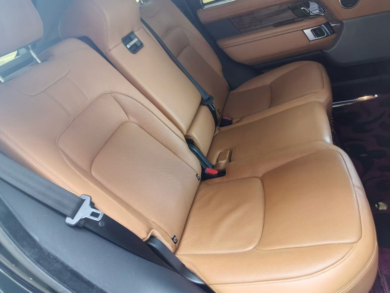 汕頭18年路虎攬勝行政5