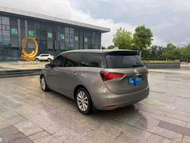 台州18年别克GL64