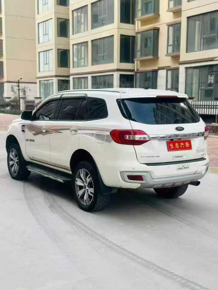 鹤壁18年福特撼路者4