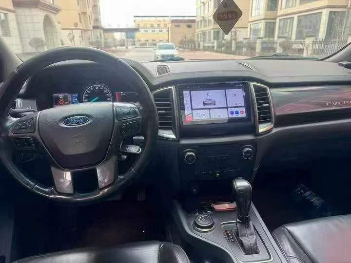 鹤壁18年福特撼路者7