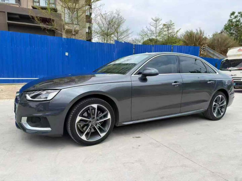 南寧22年奧迪A4L5