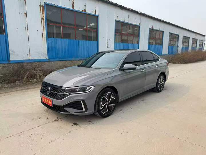 鹤壁22年大众朗逸3