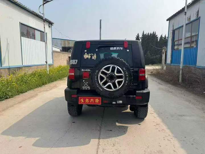 鹤壁17年北京BJ405