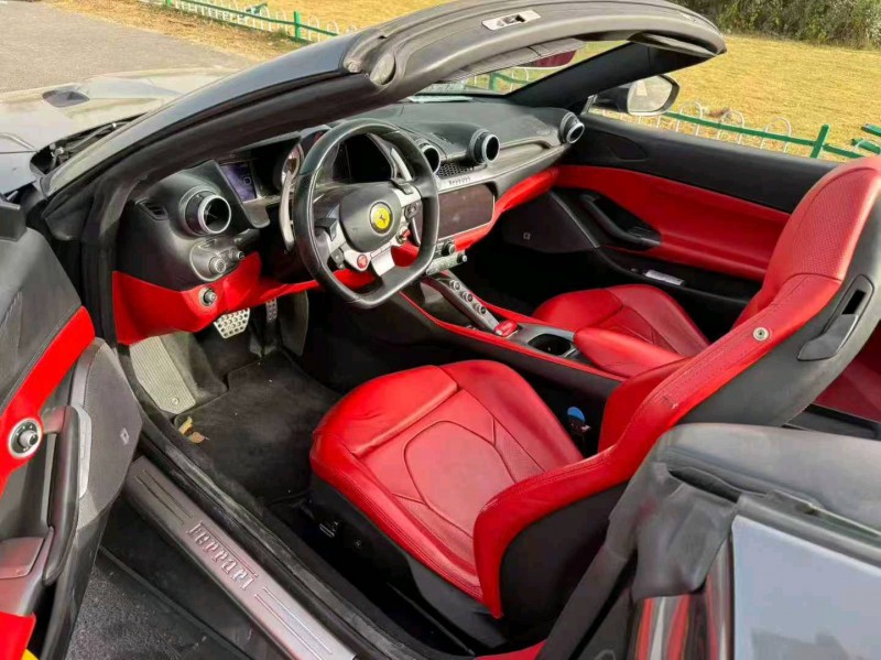 蘇州19年法拉利Portofino4