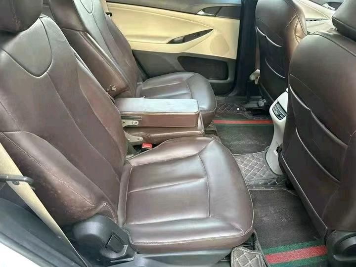 新乡19年别克GL65