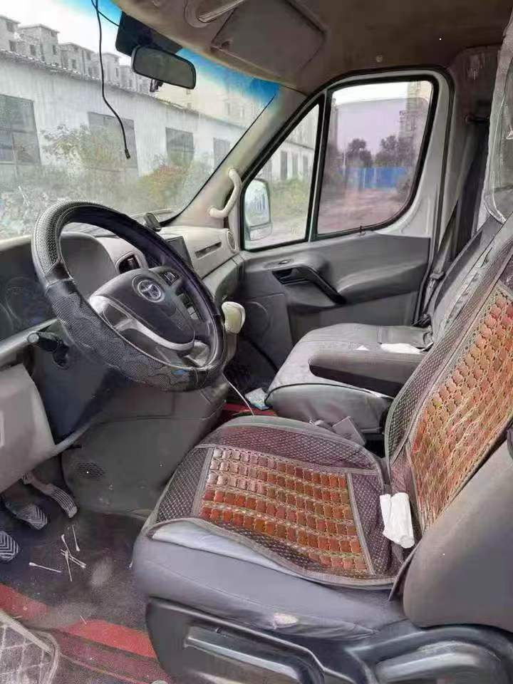 鹤壁19年江淮星锐8