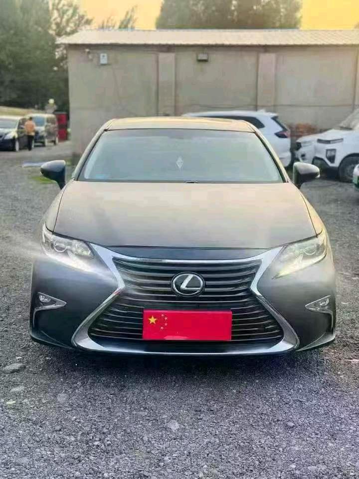 鹤壁16年雷克萨斯ES1