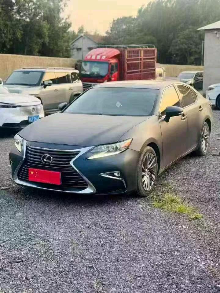 鹤壁16年雷克萨斯ES2