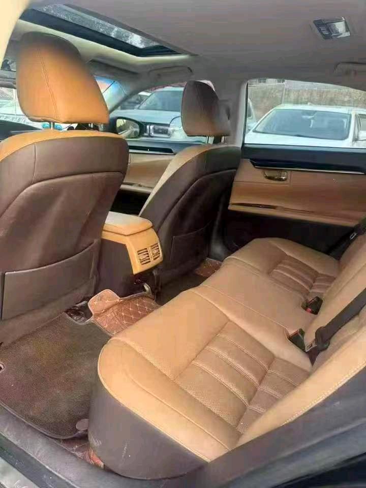 鹤壁16年雷克萨斯ES8