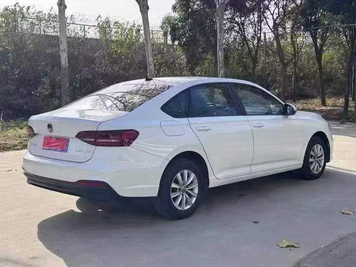 鹤壁23年大众朗逸4