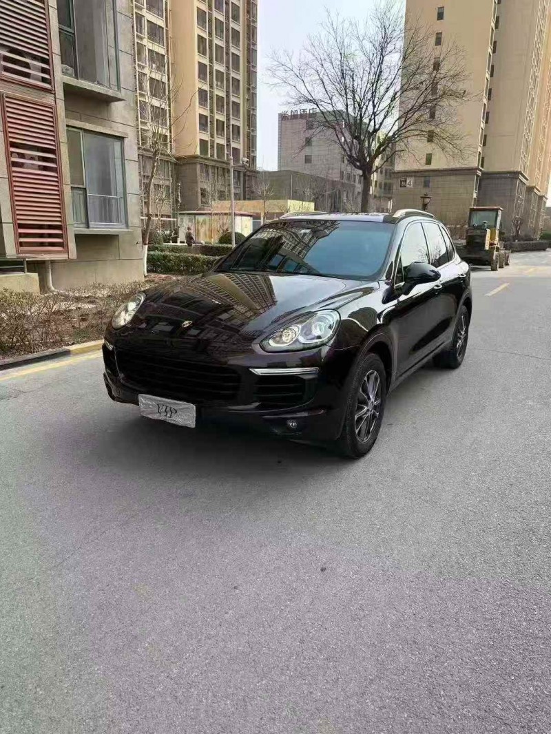 唐山17年保時捷卡宴3