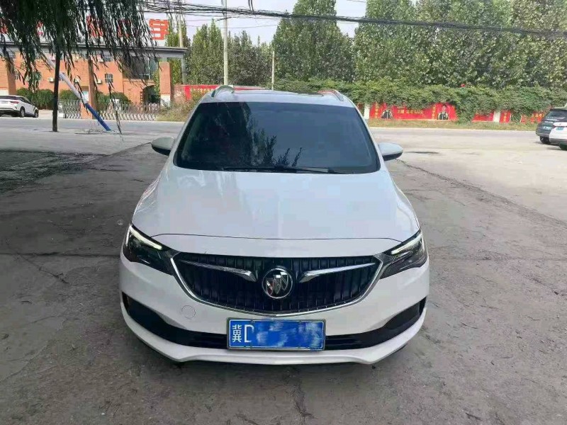 保定22年别克GL61