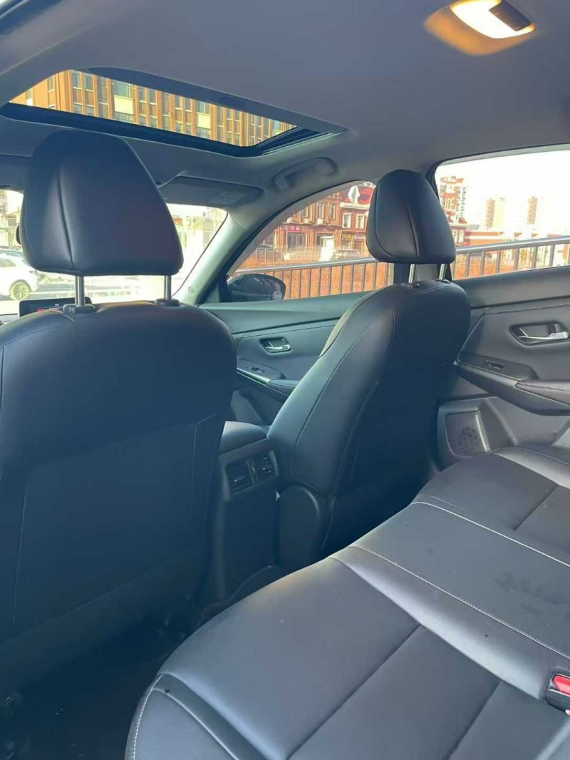 青岛20年日产轩逸7