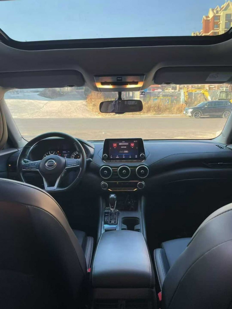 青岛20年日产轩逸8