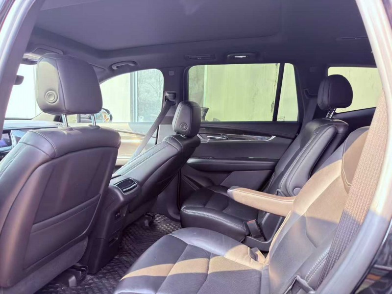 青岛20年凯迪拉克XT63