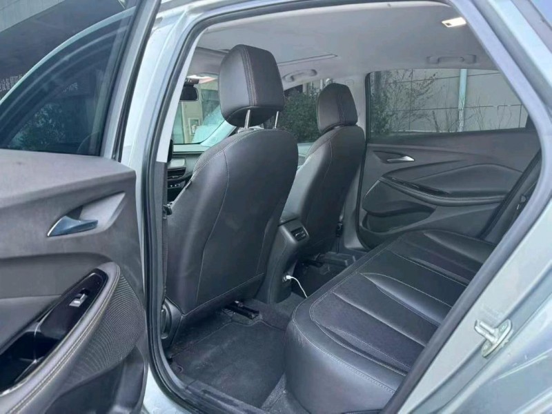 襄阳23年别克威朗5