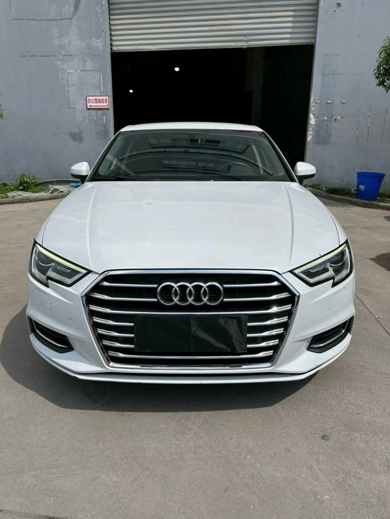 重庆19年奥迪A31