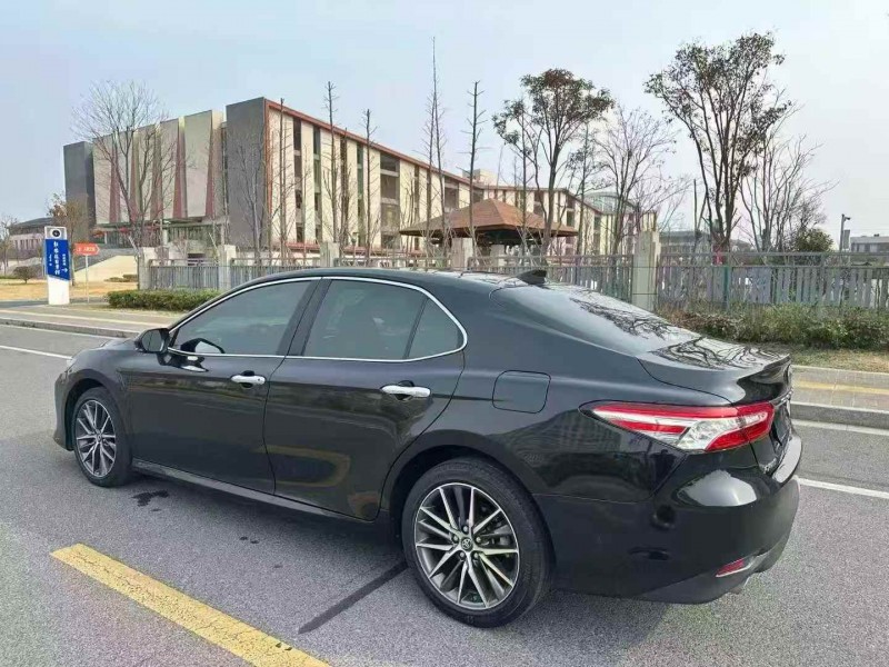 徐州22年丰田亚洲龙8