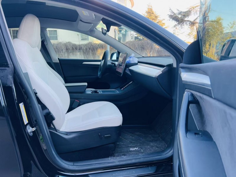 烟台22年特斯拉MODEL Y2