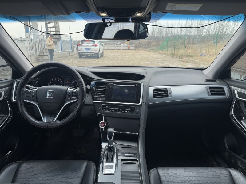 平顶山17年本田思铂睿2