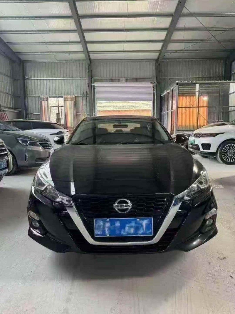 菏泽22年日产天籁1