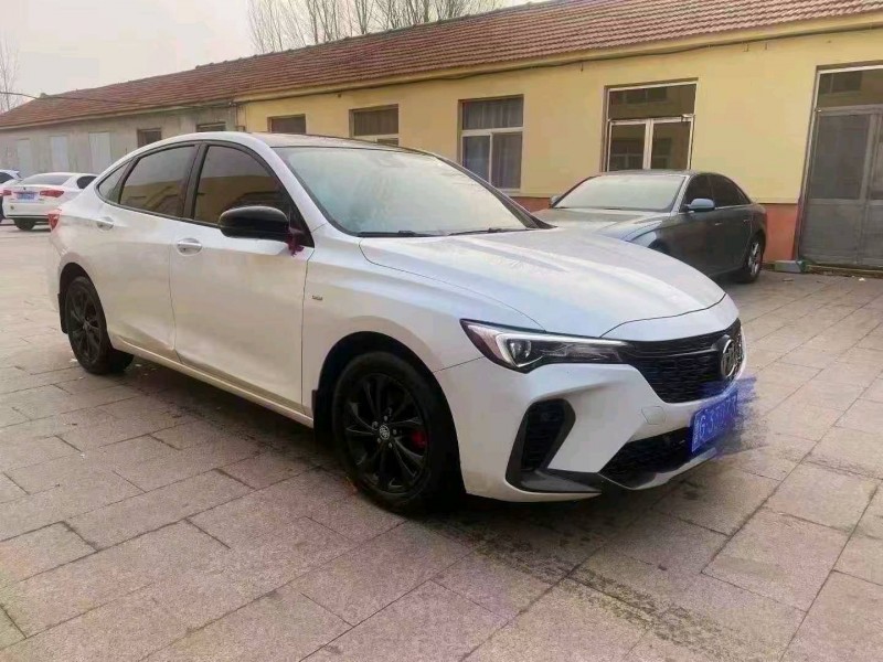 潍坊22年别克威朗3