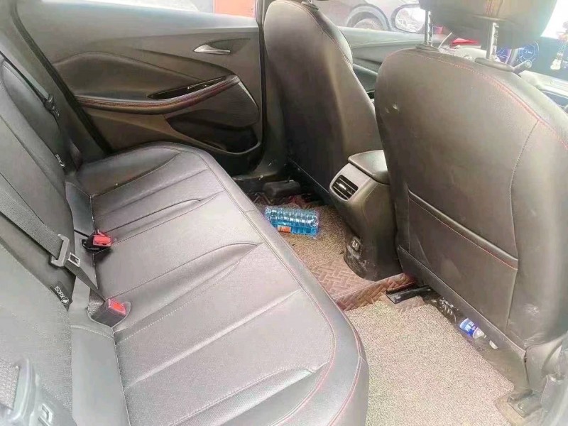 潍坊22年别克威朗7