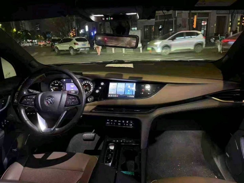 重庆21年别克昂科旗4