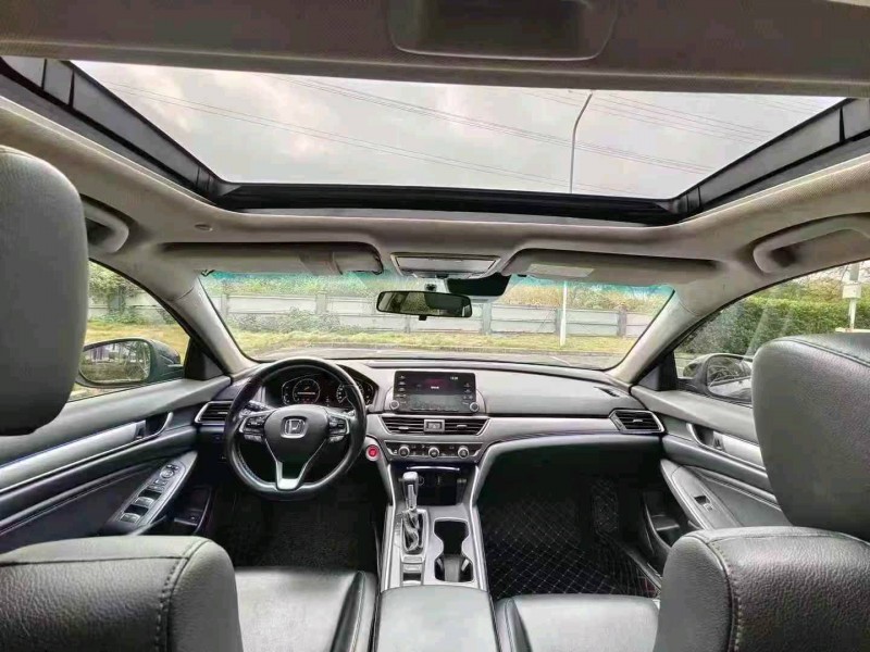 广州20年本田雅阁4