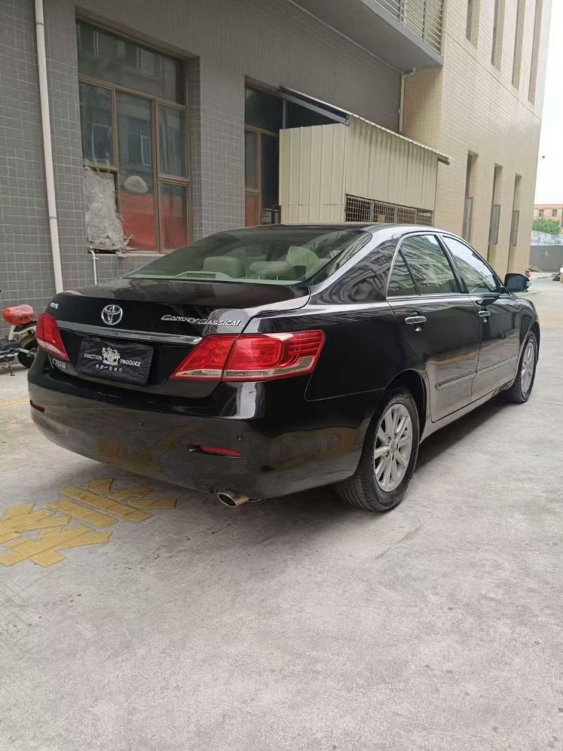 东莞15年丰田凯美瑞8