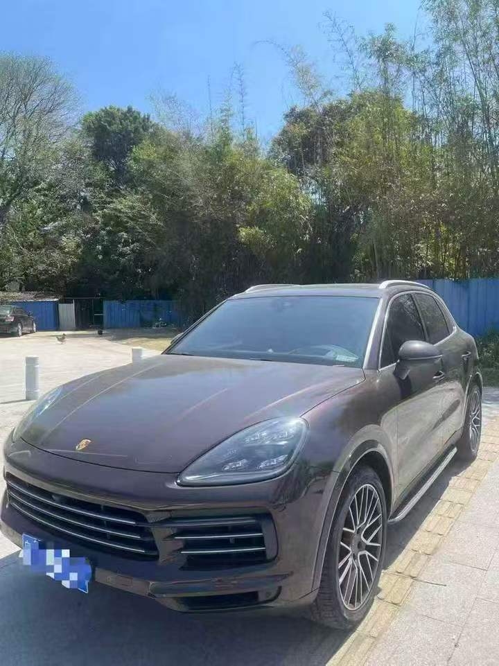 江門19年保時捷卡宴2