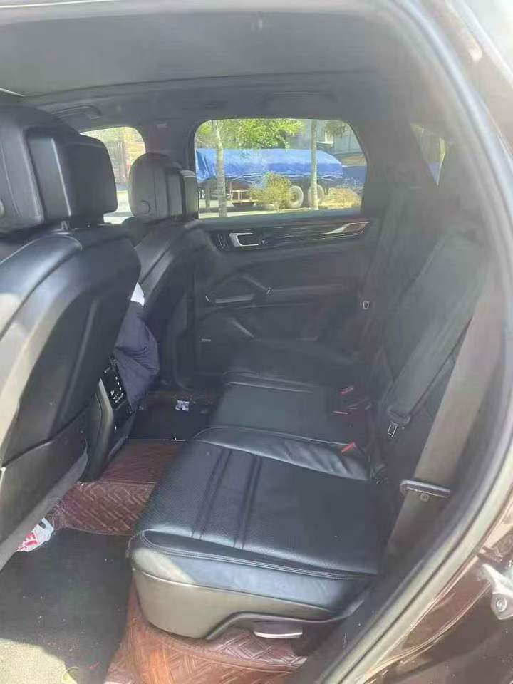 江門19年保時捷卡宴5