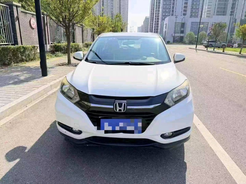 台州19年本田缤智1