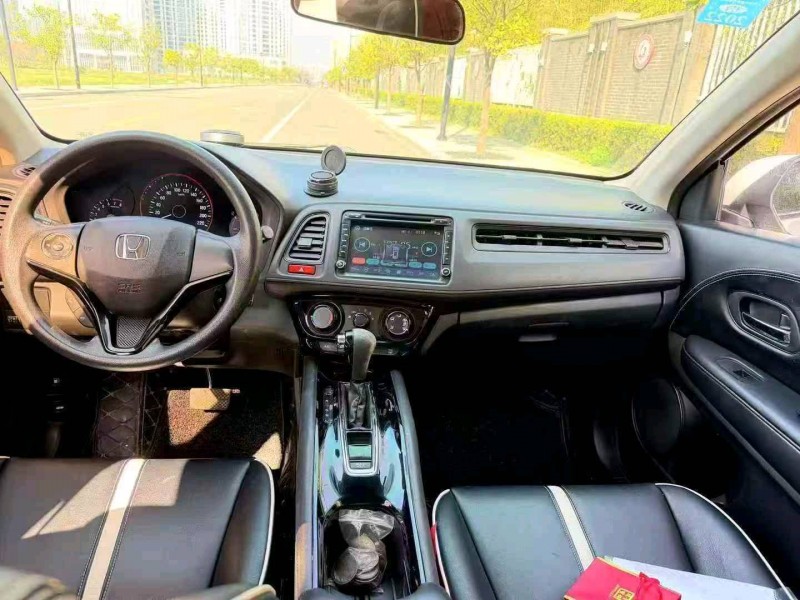 台州19年本田缤智5