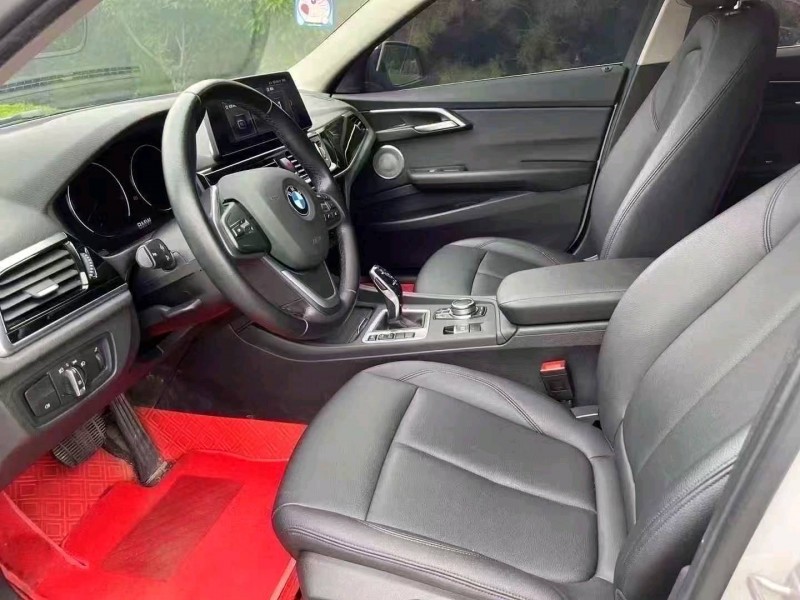 滨州23年宝马1系7