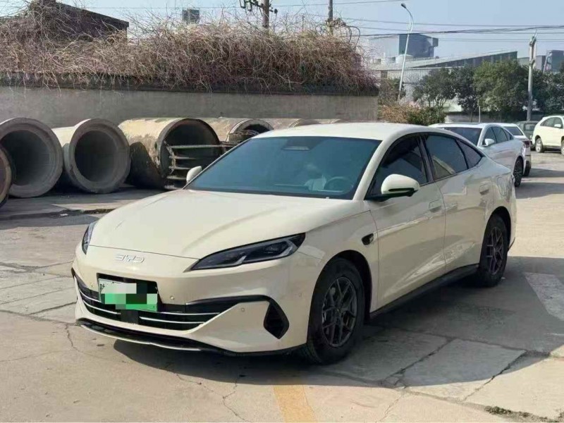 安阳25年比亚迪海豹2