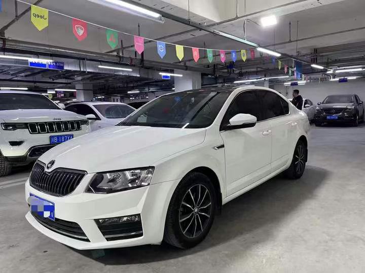 成都16年斯柯达明锐3