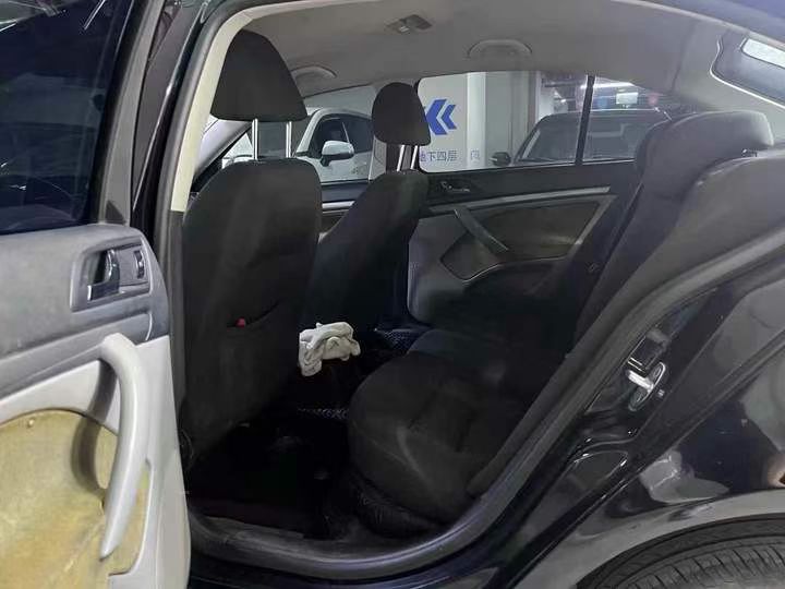 成都13年斯柯达明锐5