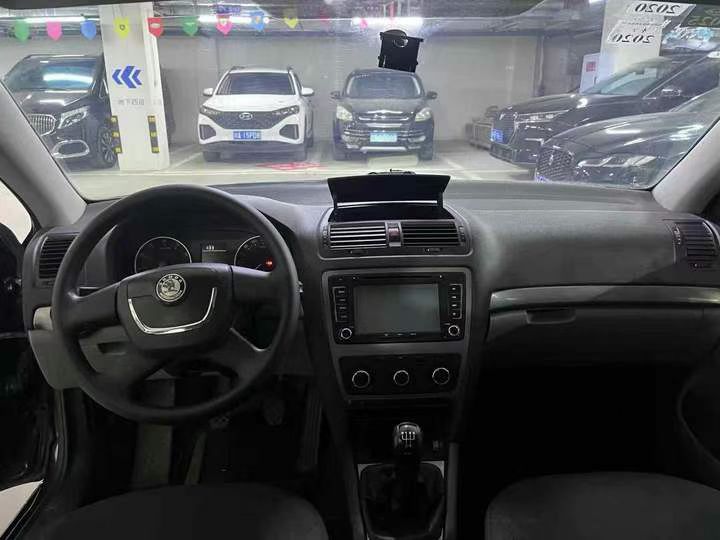 成都13年斯柯达明锐6