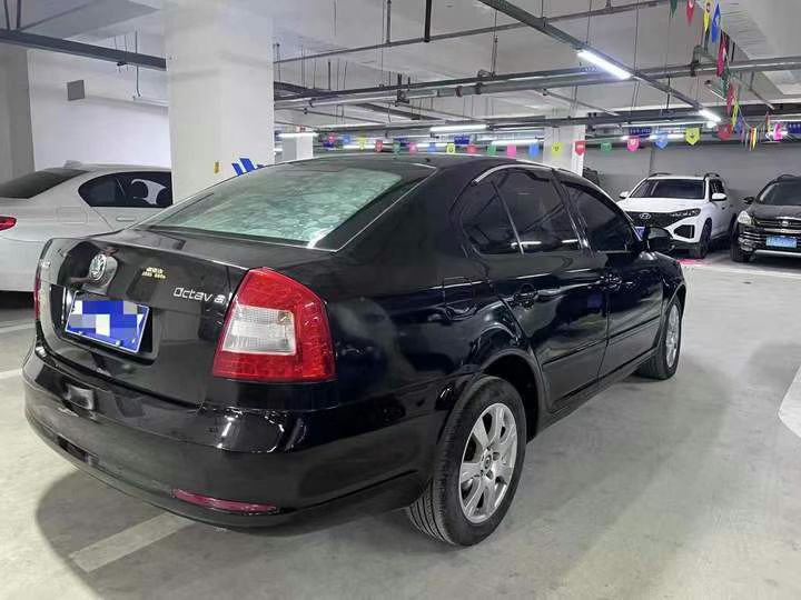 成都13年斯柯达明锐8