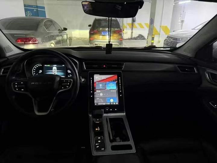 成都21年荣威RX56