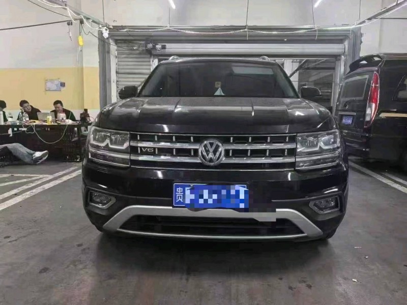 重慶18年大眾途昂1