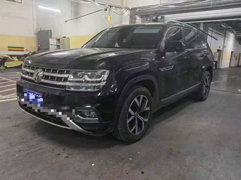 重慶18年大眾途昂3