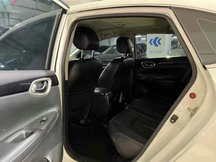 成都19年日产轩逸5