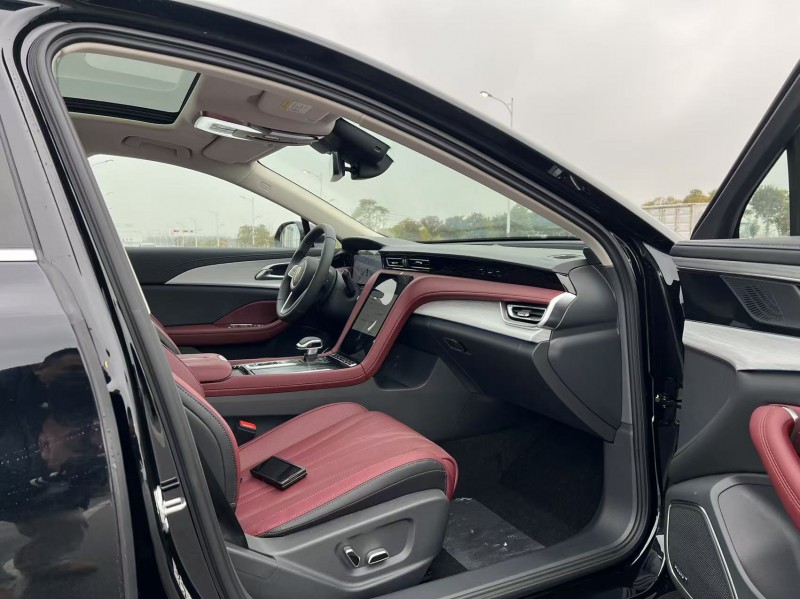 鹽城25年紅旗H56