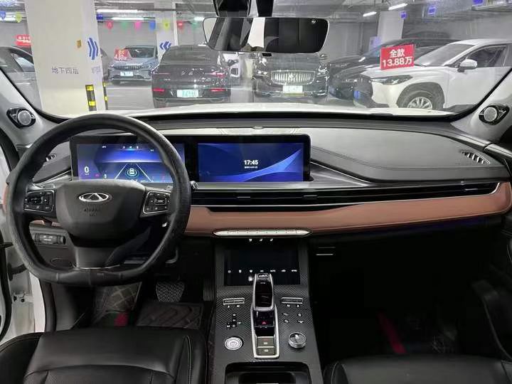 成都21年奇瑞瑞虎6