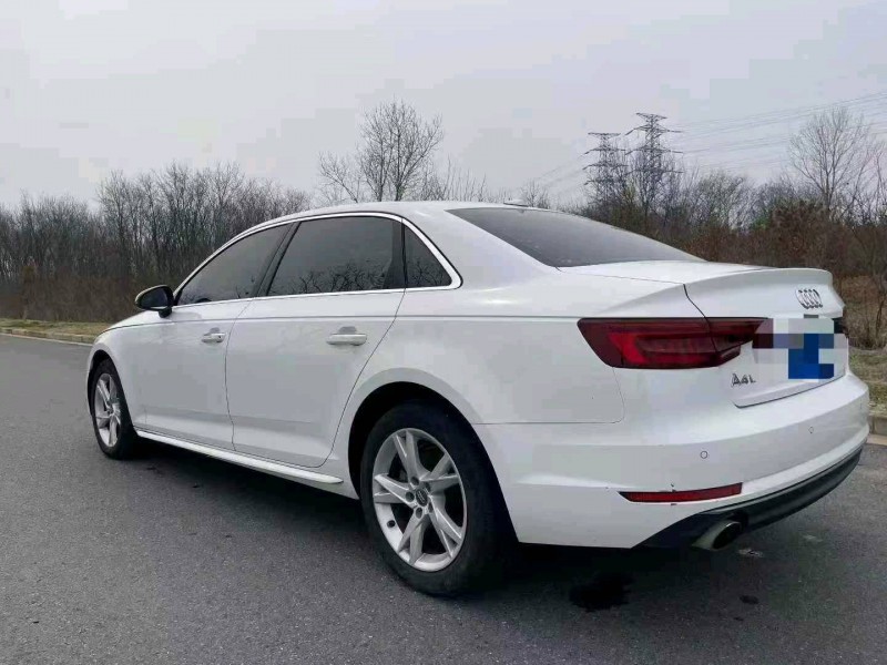 滨州18年奥迪A4L9