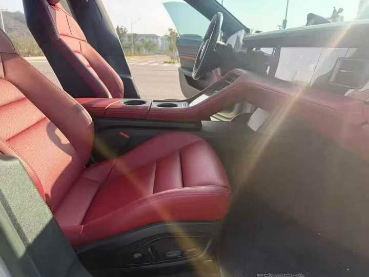 嘉兴23年保时捷Taycan4